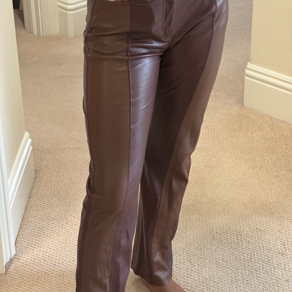 Nanushka - Picture 4 of 5